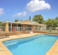 Hook Wine and Sinker Hervey Bay - New Castle Holiday