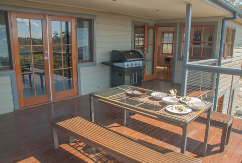 Ironstone Views - New Castle Holiday 3