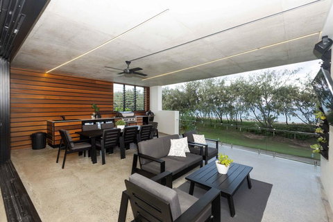 IVY Villas - New Castle Holiday 2