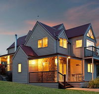 Jarrah Lodge - New Castle Holiday