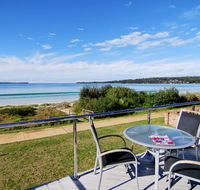Jervis Bay Waterfront - New Castle Holiday