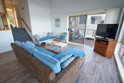 Kalimna - Blue Bay, NSW - New Castle Holiday 2