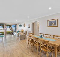 Kalimna Lakeside Living - New Castle Holiday