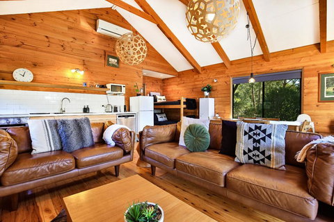 Kangaroo Valley Timber Cabin - New Castle Holiday 2