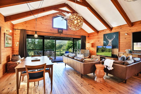 Kangaroo Valley Timber Cabin - New Castle Holiday 0