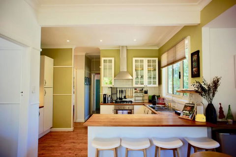 Katoomba Falls Cottage - New Castle Holiday 2