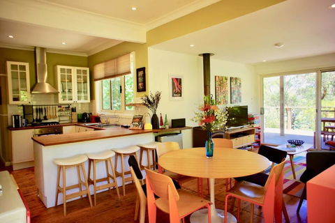 Katoomba Falls Cottage - New Castle Holiday 3