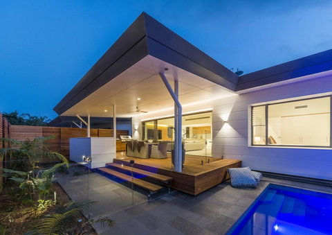 Kaylani Beach Houses - New Castle Holiday 2