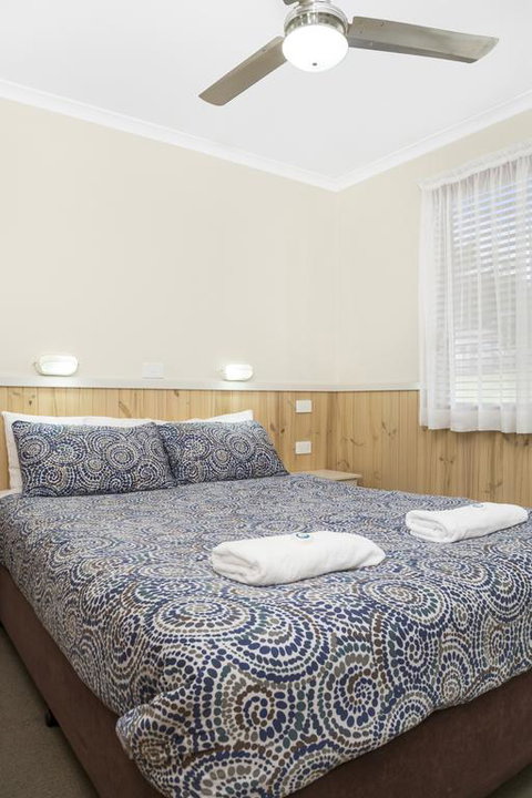 Kendalls Beach Holiday Park - New Castle Holiday 3