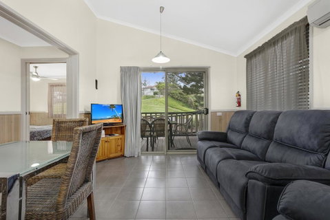 Kendalls Beach Holiday Park - New Castle Holiday 1