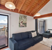 Kestrels Rest 1/116 Gippsland Street - New Castle Holiday