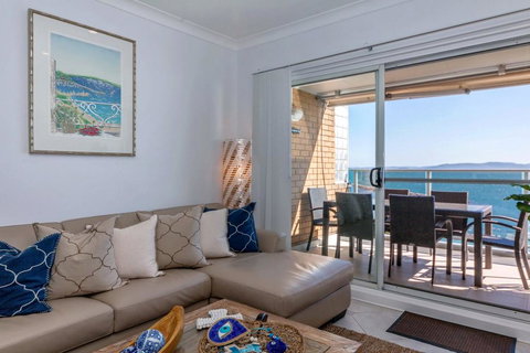 Kiah, Unit 5/53 Victoria Parade - New Castle Holiday 0