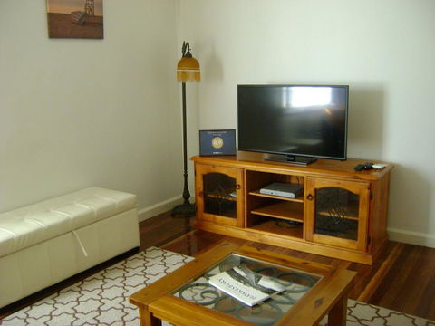 King Cottage - New Castle Holiday 3