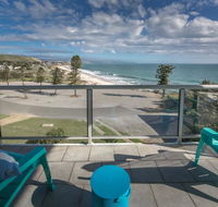 King of North Bay - 103 Gold Coast Drive - New Castle Holiday