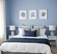 Kinross Cottage - Neat and Stylish Sleeps 9 - New Castle Holiday