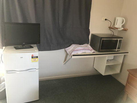 Kootingal Landview Motel - New Castle Holiday 1