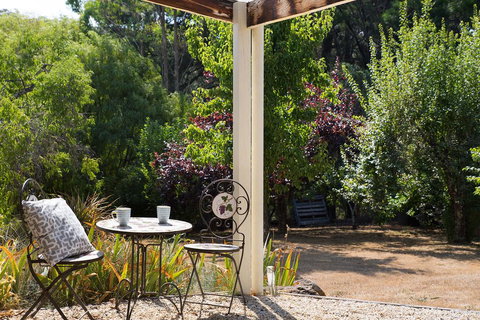 Koovelly Garden Studio - New Castle Holiday 3