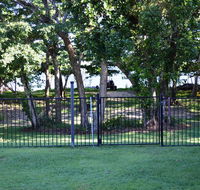 Kurrimine Beach Huts - New Castle Holiday