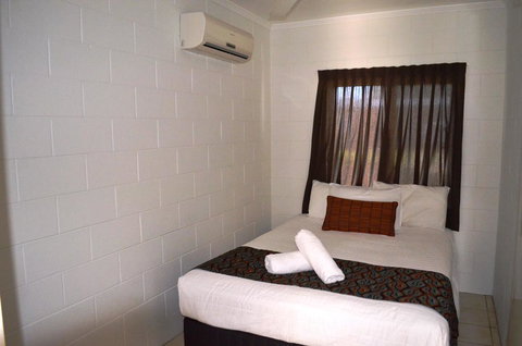 Kurrimine Beach Huts - New Castle Holiday 2