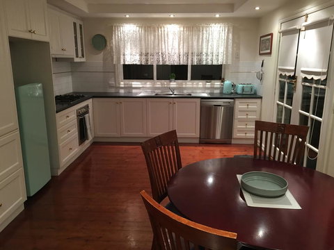 Ky Country Cottage - New Castle Holiday 2