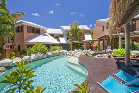 L'Auberge Noosa - New Castle Holiday 2