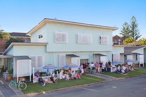 La Costa Beachside Motel - New Castle Holiday 1