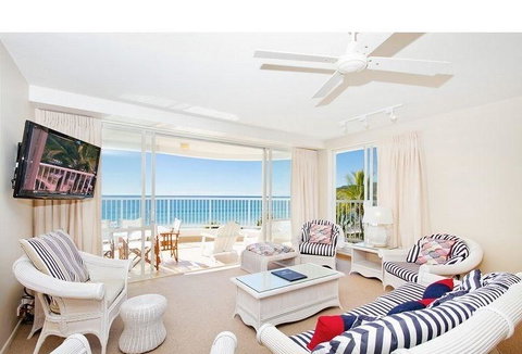 La Mer 11 - New Castle Holiday 3