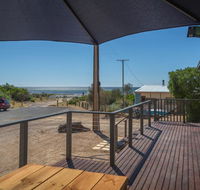 Lady Bay Getaway - 12 Lady Bay Normanville - New Castle Holiday