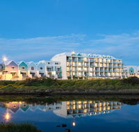 Lady Bay Resort - New Castle Holiday