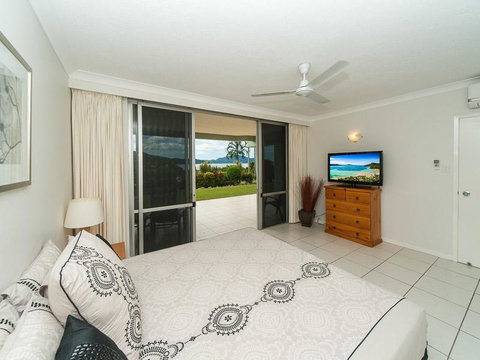 Lagoon 003 - New Castle Holiday 2