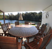 Lagoon Riverside Retreat - New Castle Holiday