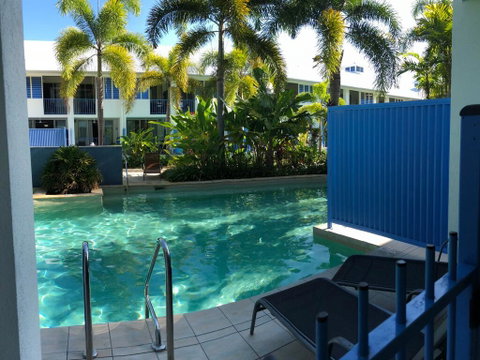 Lagoons Studio Swim Out With Heated Pool - New Castle Holiday 3