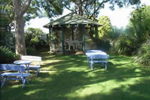 Lake Haven Motor Inn - New Castle Holiday 3