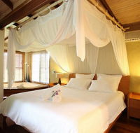 Lake Weyba Cottages Noosa - New Castle Holiday