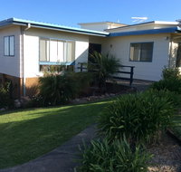 Lakes Entrance Views - New Castle Holiday