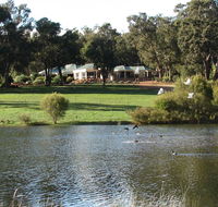 Lakeview Lodge - New Castle Holiday
