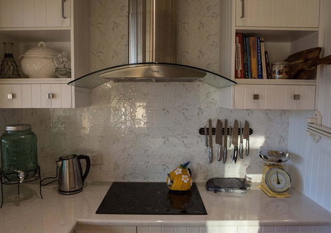 Lallibroch - New Castle Holiday 3