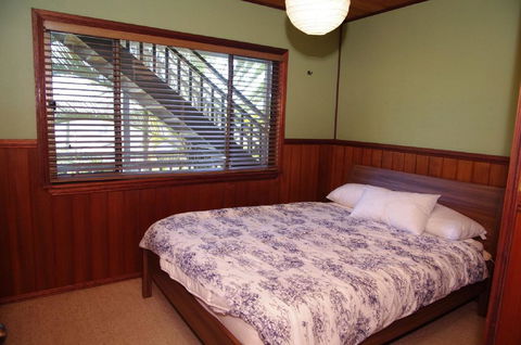 LaMaison De Shines, 13 Dulconghi Street - New Castle Holiday 3