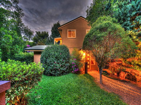 Laurels - New Castle Holiday 3