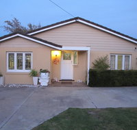 Layton Street Apartments - New Castle Holiday