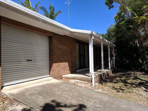 Lazy Days - New Castle Holiday 0