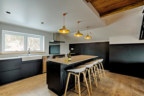 Le Chalets - New Castle Holiday 0