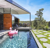 Leaf House - New Castle Holiday