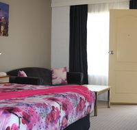 Leagues Motel - New Castle Holiday