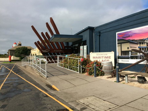 Lighthouse Lodge - New Castle Holiday 3