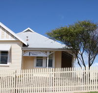 Lighthouse Lodge - New Castle Holiday
