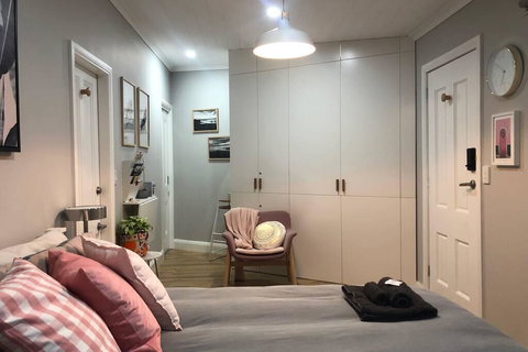 Limeburners Studio - New Castle Holiday 2