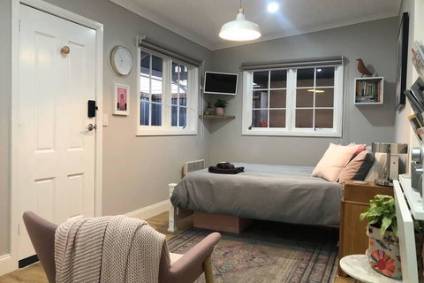 Limeburners Studio - New Castle Holiday 3