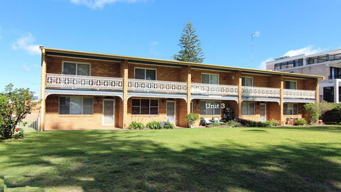 Luskin Court 3 - New Castle Holiday 0