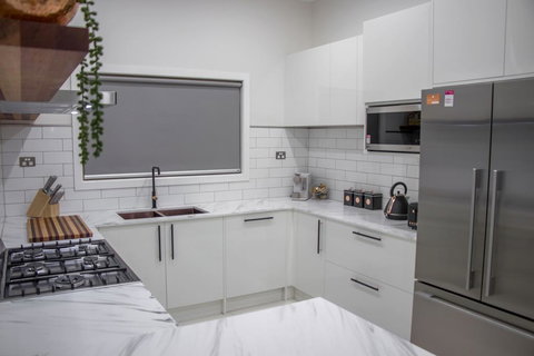 Luxe On Lane - New Castle Holiday 1